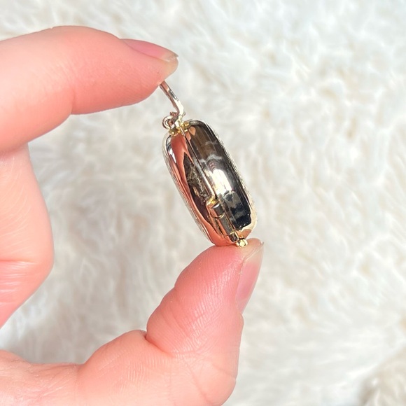 Vintage 50s Coro 4 Frame Locket - Picture 7 of 13